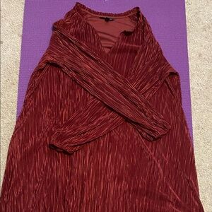 Banana Republic Burgundy Pleated Dress- M